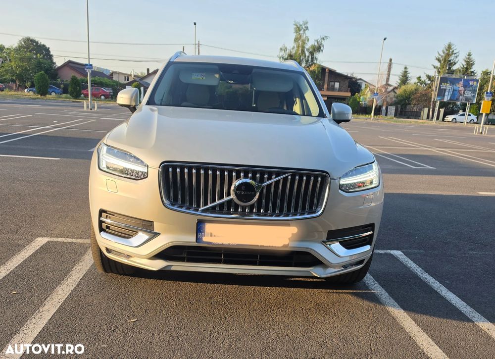VOLVO XC90 2022 — imagine 3