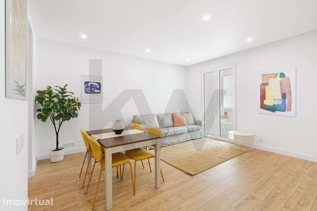 T2+1 REMODELADO com 105 m2 e Logradouro Privativo | A poucos minutos d - Grande imagem: 5/22