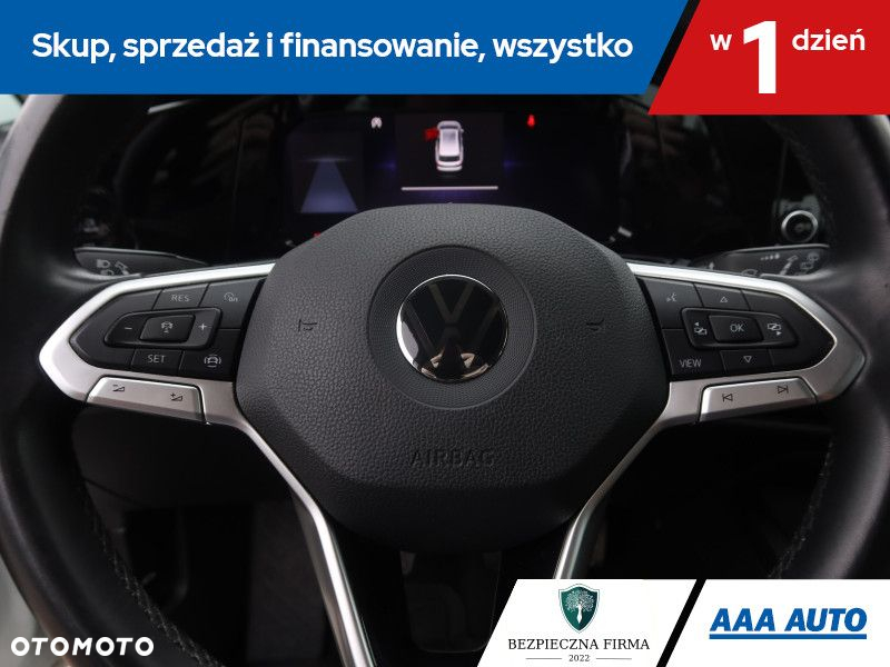 Volkswagen Golf - 17