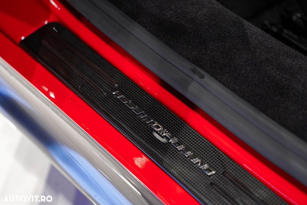 Ferrari SF90 Stradale - 24