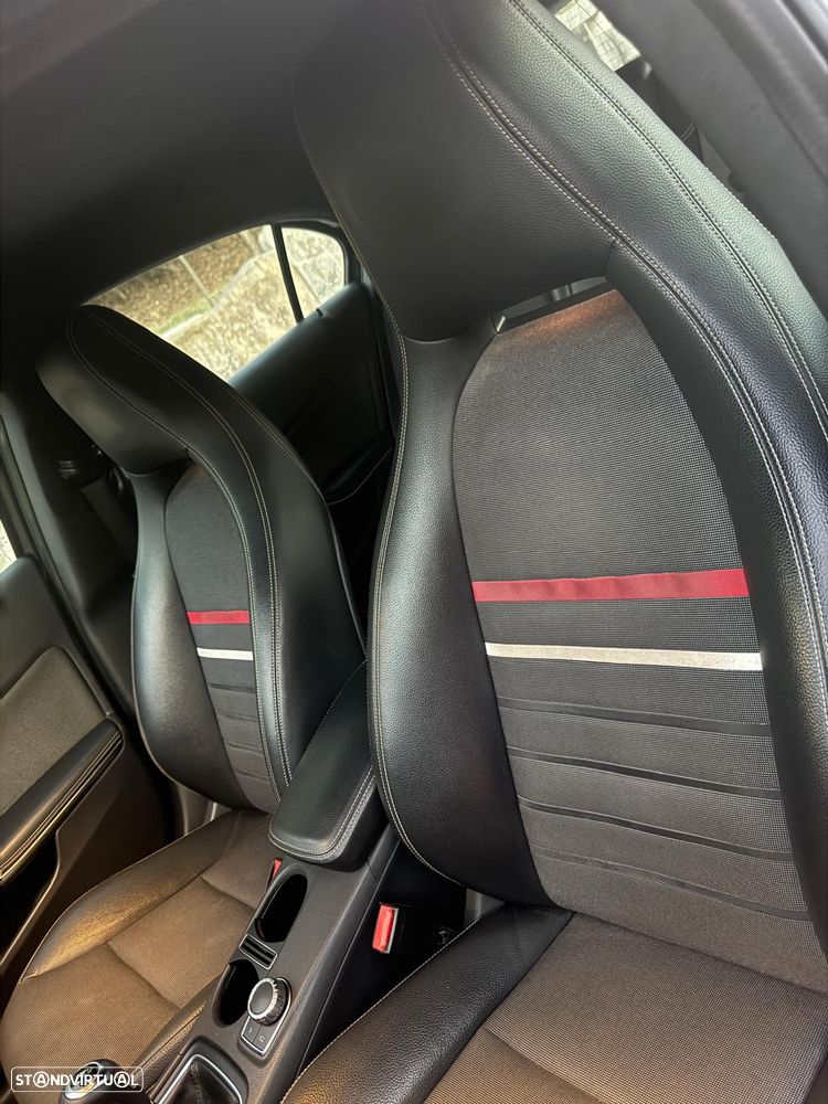 Mercedes-Benz A 180 CDI (BlueEFFICIENCY) Urban - 15
