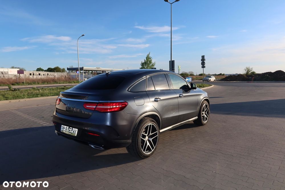 Mercedes-Benz GLE 350 d 4Matic 9G-TRONIC AMG Line - 5