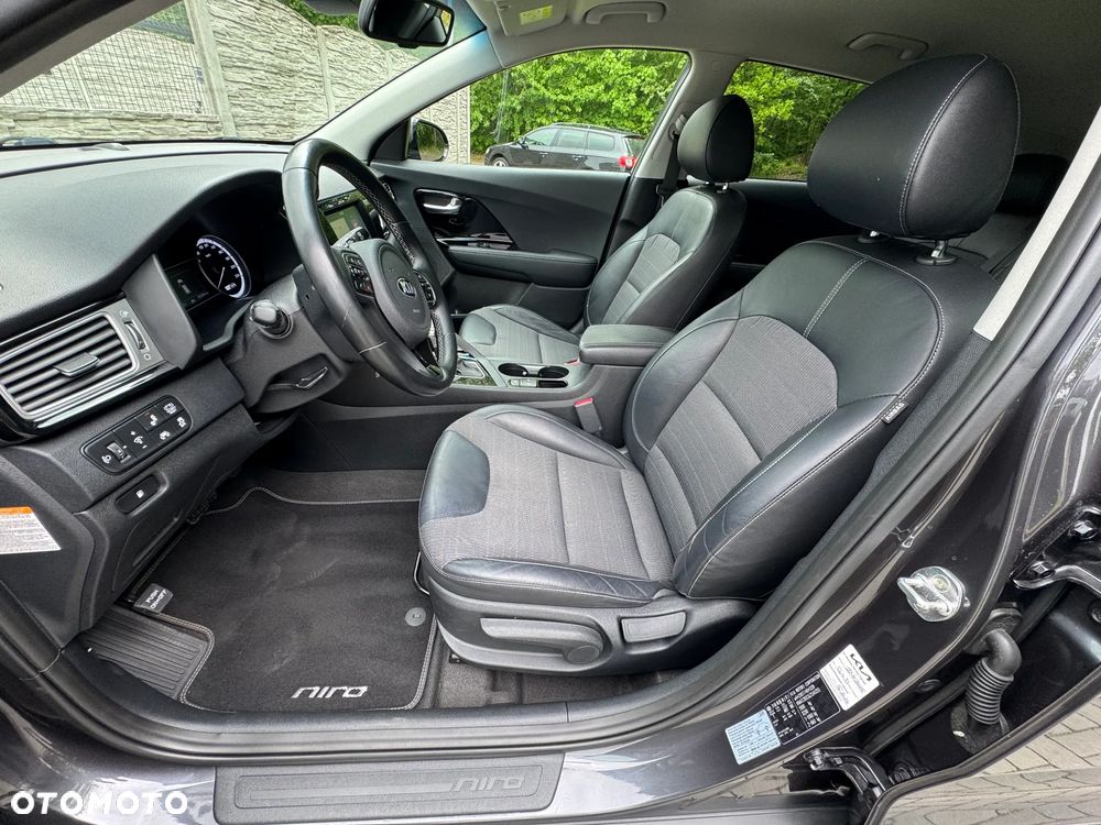Kia Niro 1.6 GDI HEV 2WD OPF Spirit - 31