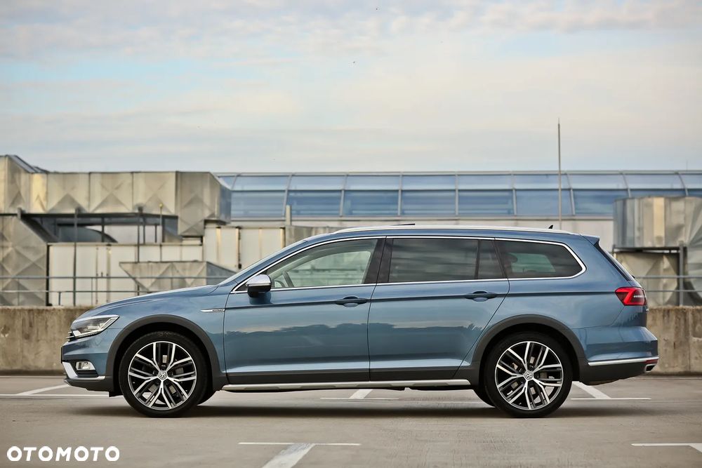 Volkswagen Passat Alltrack - 10
