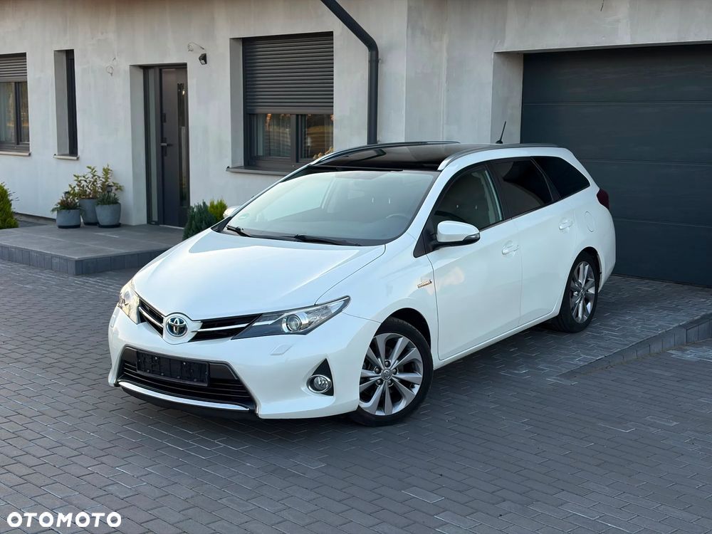 Toyota Auris 1.8 HSD Luna - 12