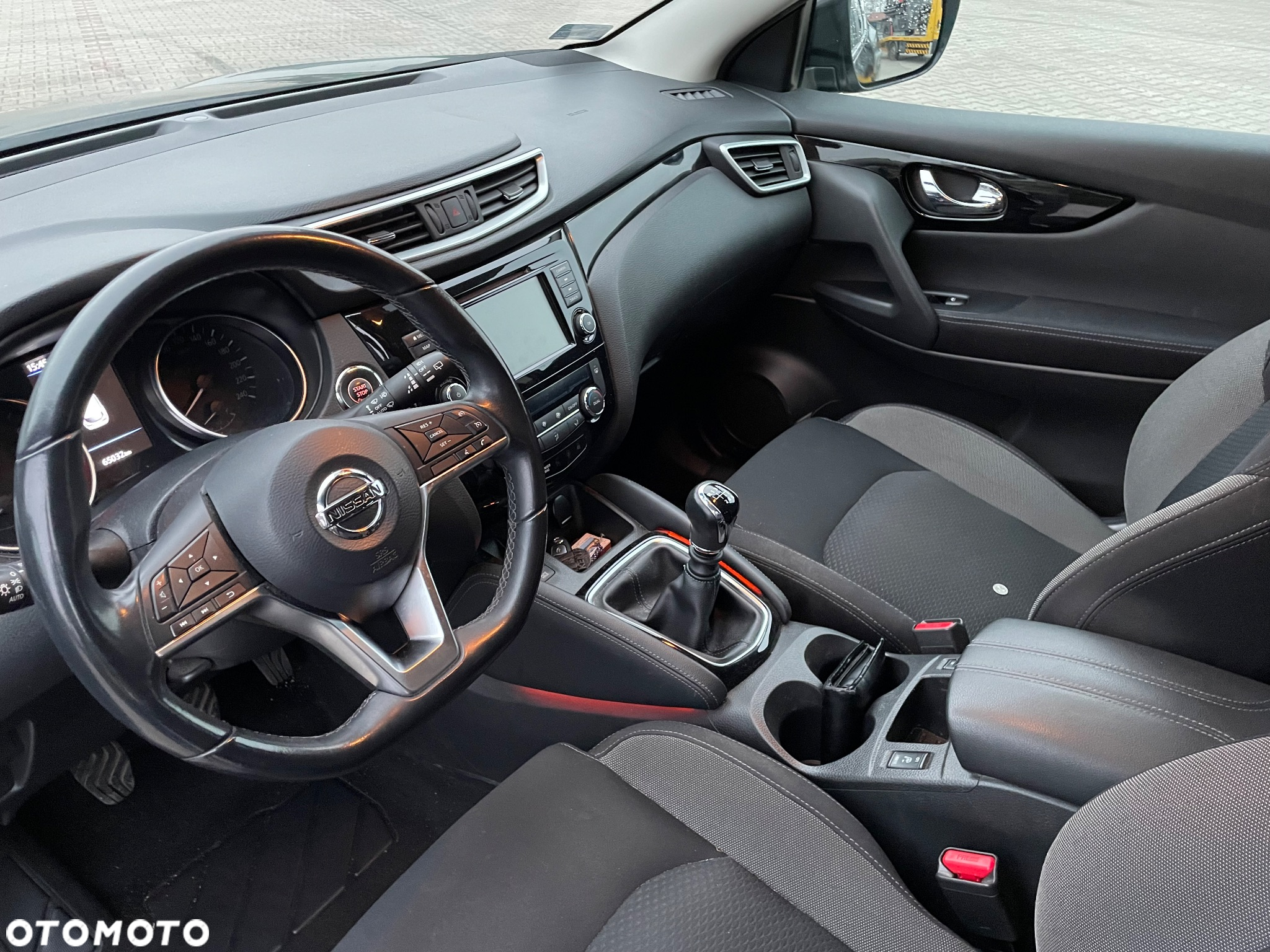 Nissan Qashqai 1.3 DIG-T N-Connecta - 7