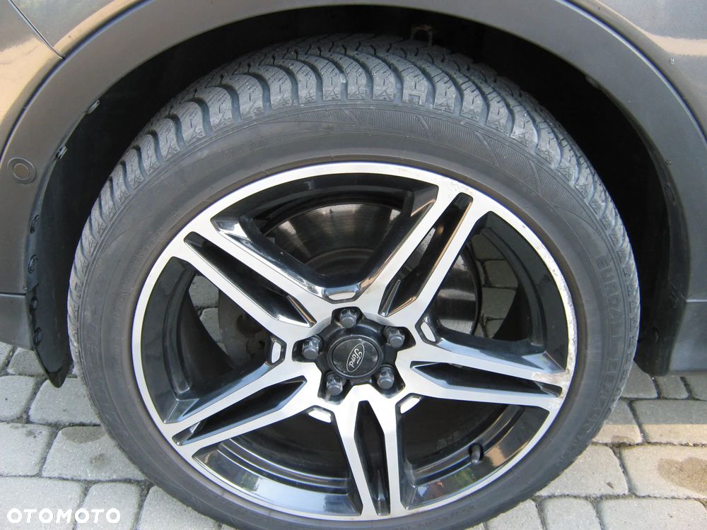 Ford Kuga 2.0 TDCi 2x4 Titanium - 3