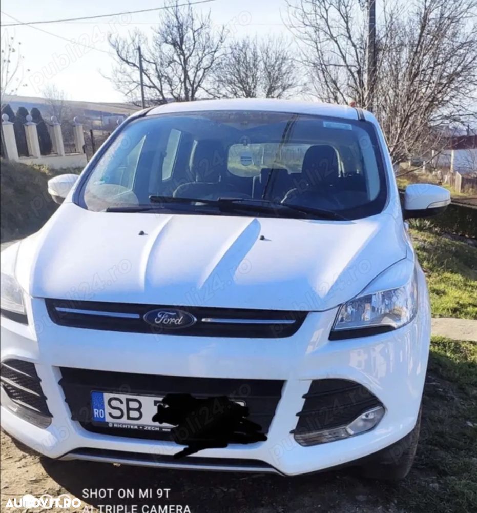 Ford Kuga 1.5 EcoBoost 2x4 Business Edition - 1