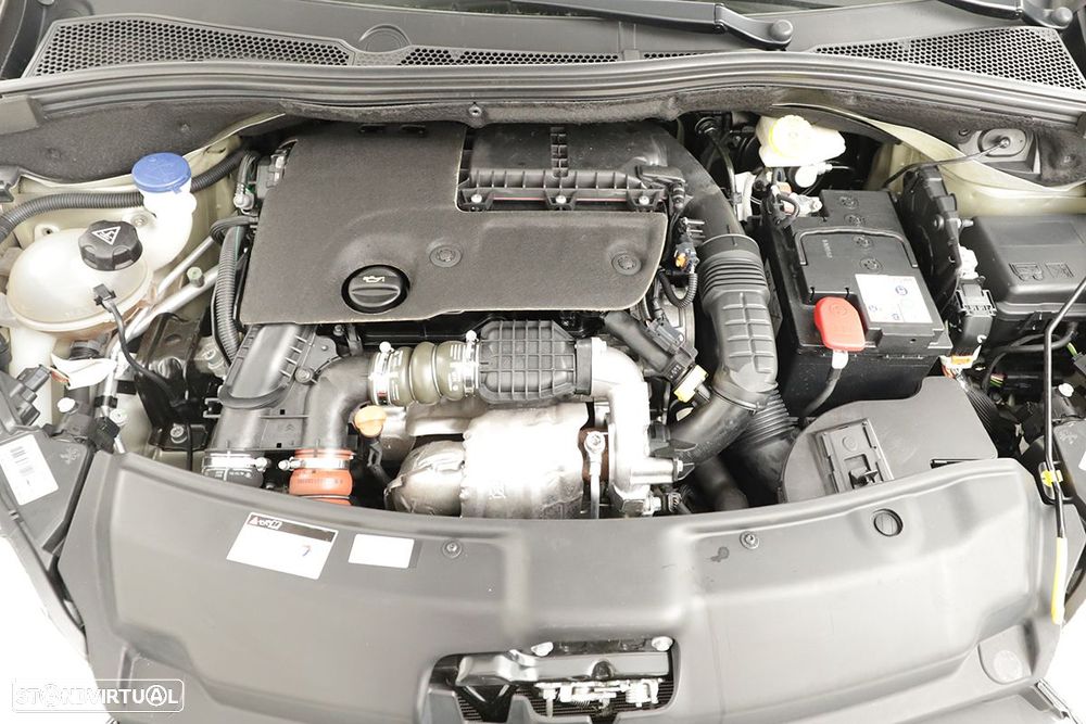 Peugeot 208 1.6 BlueHDi Style - 23