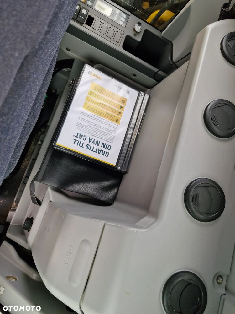 Caterpillar 320 EL RR - 9