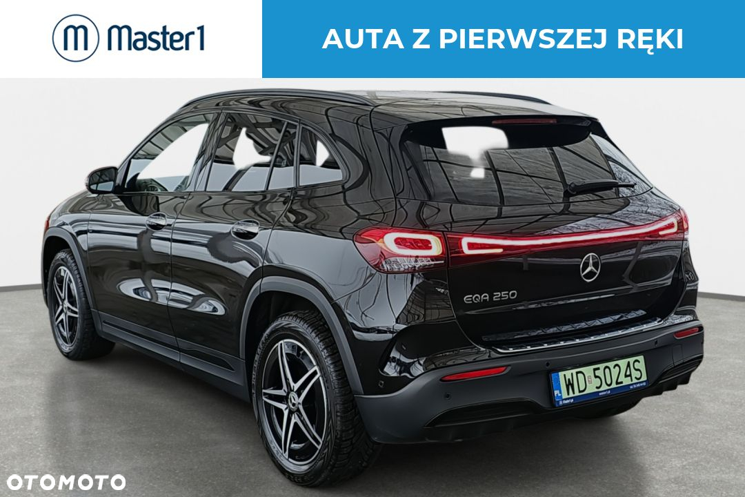 Mercedes-Benz EQA 250 66.5kWh AMG Line - 3