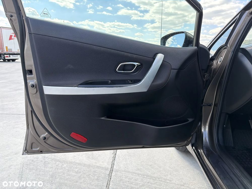 Kia Ceed 1.6 GDI M - 11