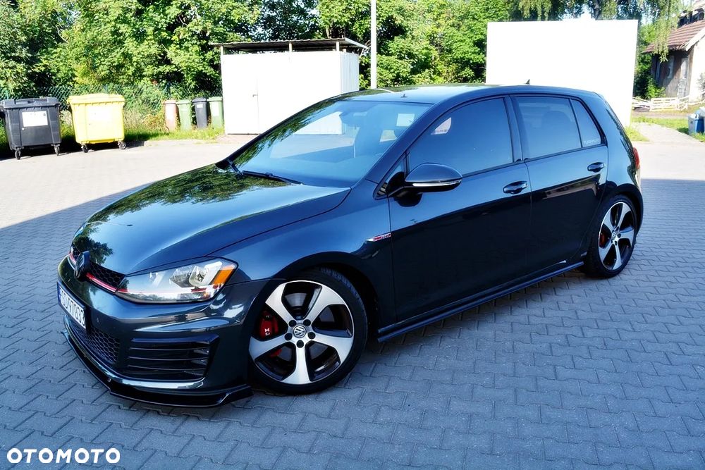 Volkswagen Golf GTI (BlueMotion Technology) Performance - 14