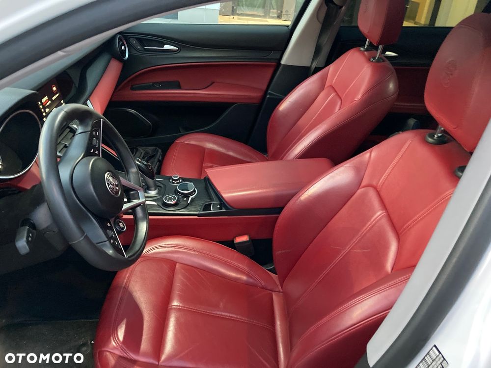 Alfa Romeo Stelvio 2.0 Turbo Executive Q4 - 3