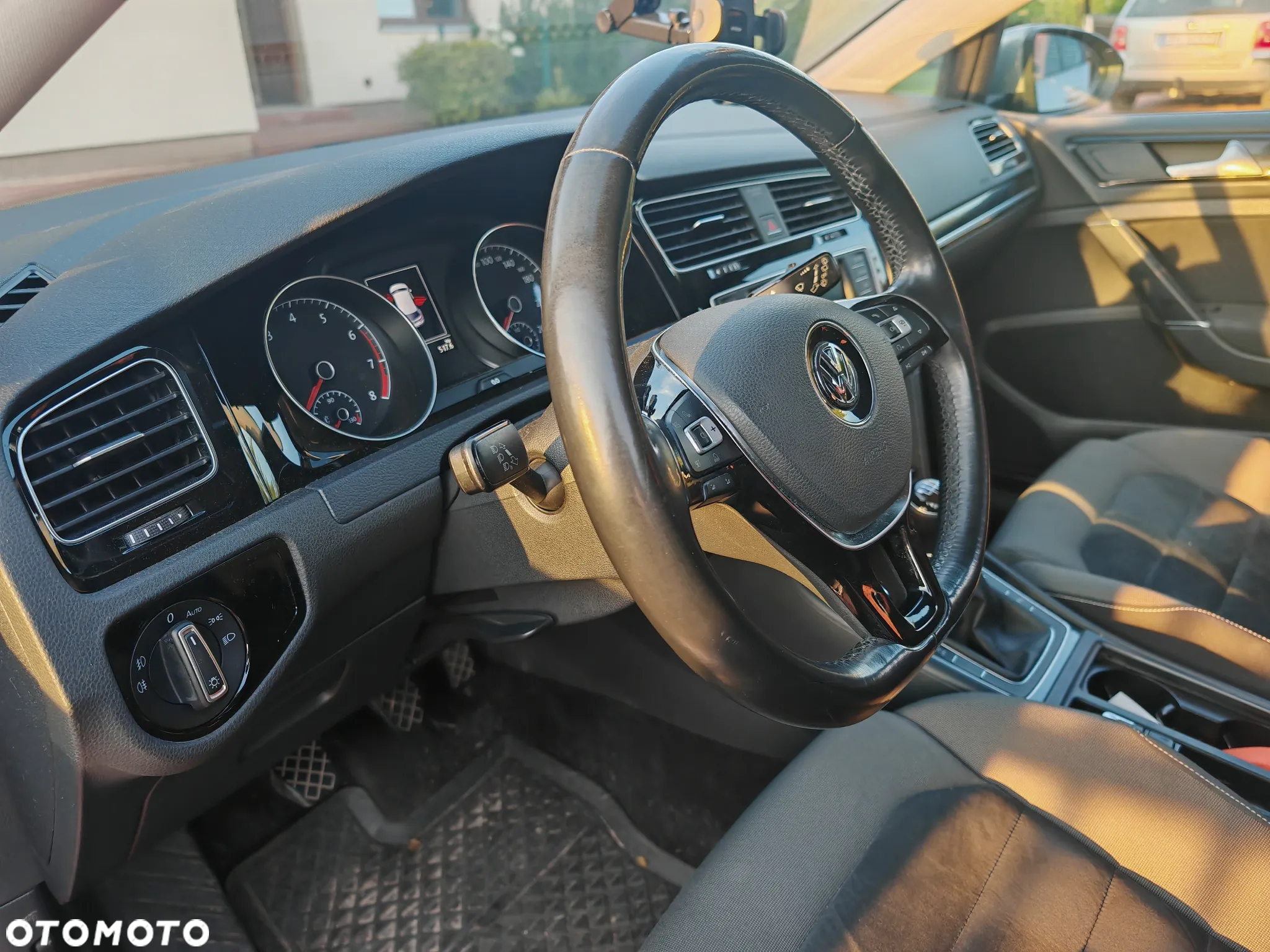 Volkswagen Golf VII 1.4 TSI BMT Highline - 22