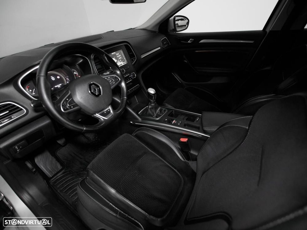 Renault Mégane Sport Tourer - 6