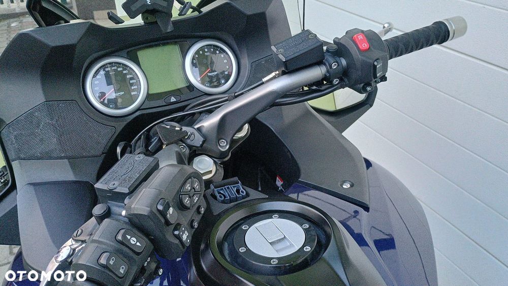 Triumph Trophy - 23