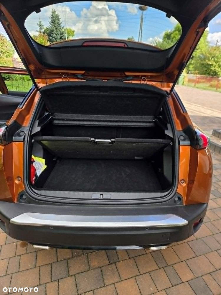 Peugeot 2008 1.2 PureTech Allure Pack S&S EAT8 - 31