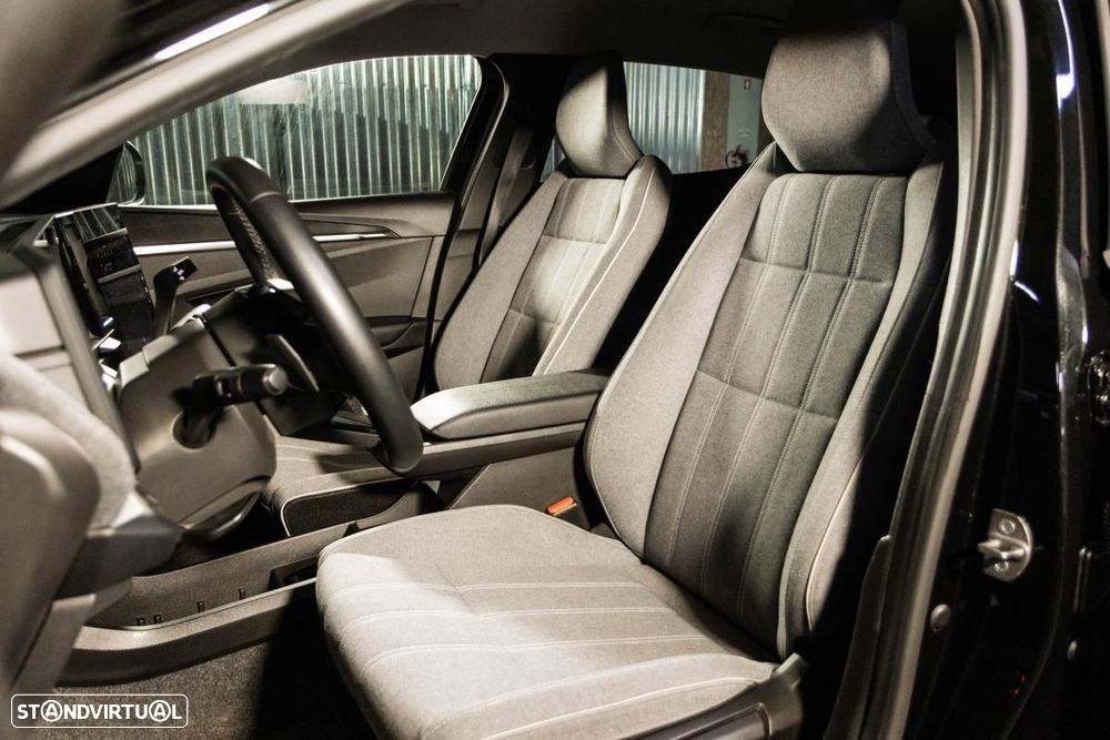 Renault Mégane E-Tech - 31