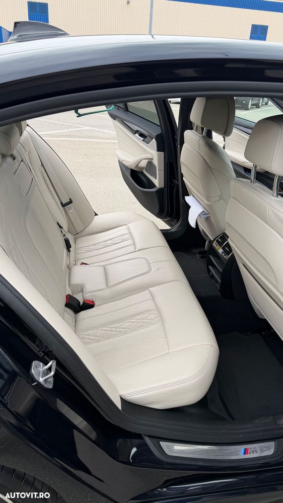 BMW Seria 5 530i AT MHEV - 7