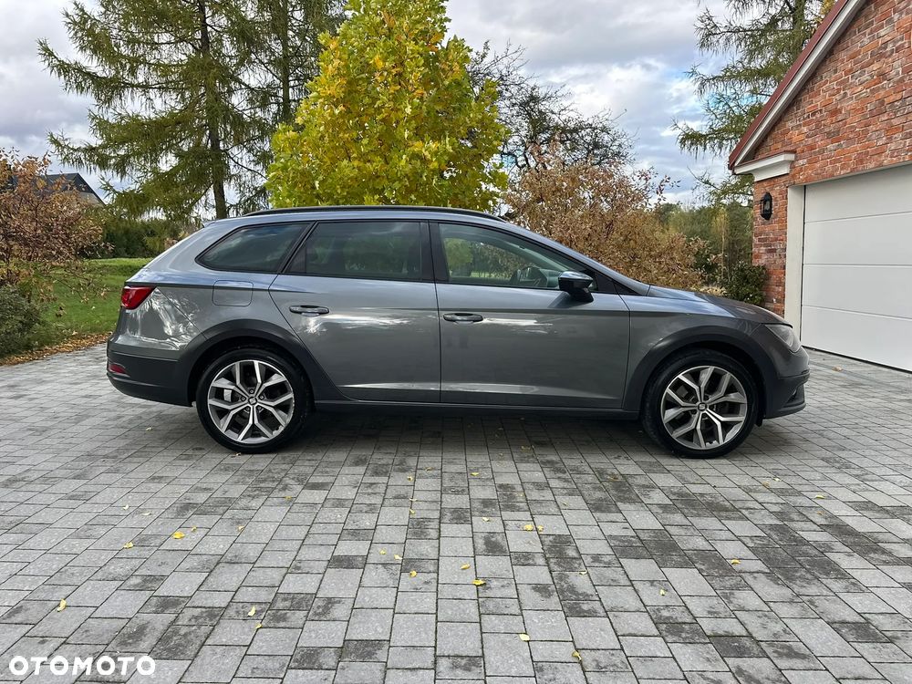 Seat Leon 2.0 TDI Xcellence S&S DSG - 20