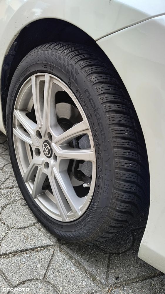 Toyota Auris 1.8 HSD Prestige NAVI - 14