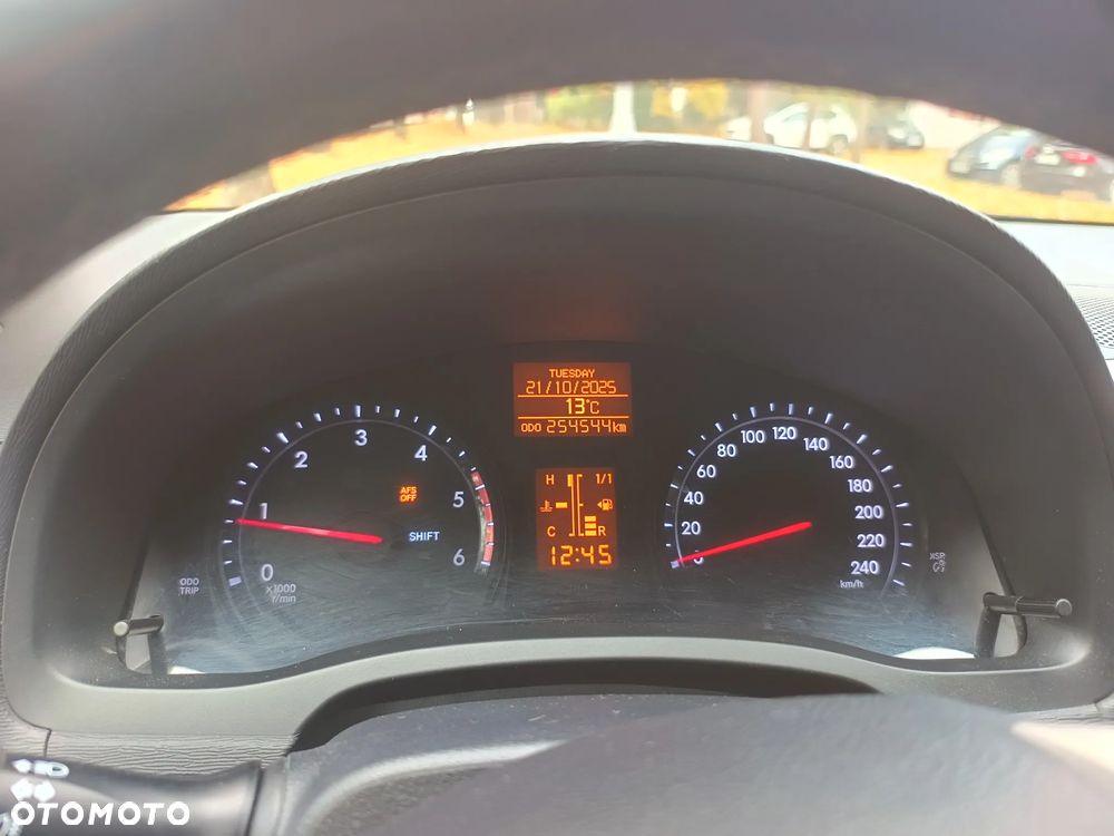 Toyota Avensis 2.0 D-4D Sol - 12