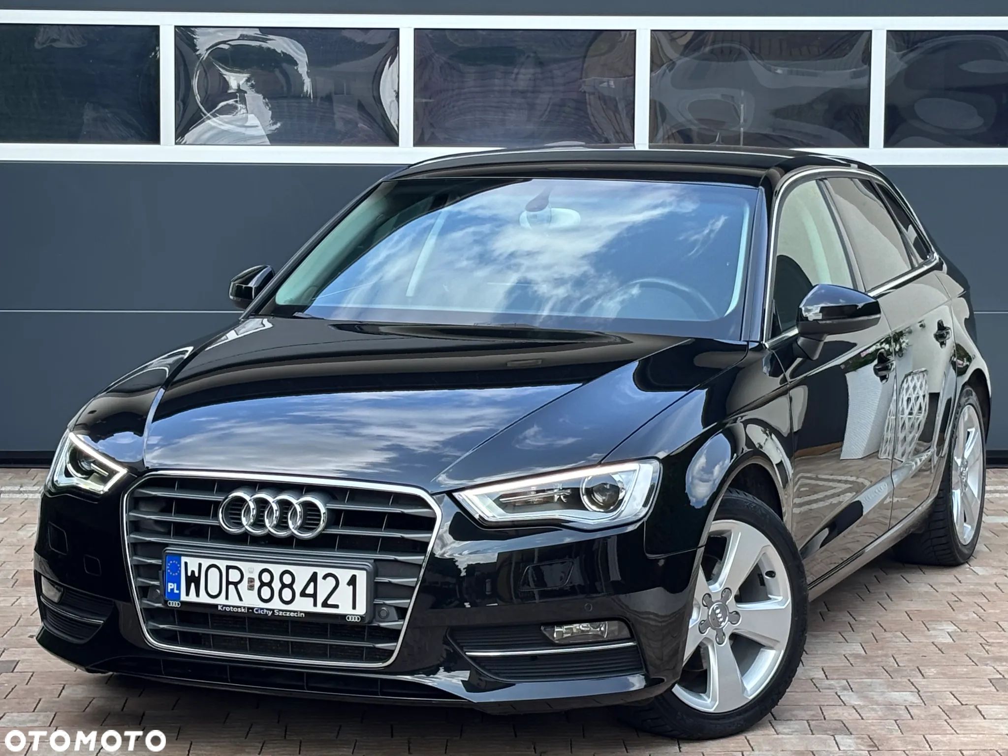 Audi A3 1.4 TFSI CoD Ambiente - 1
