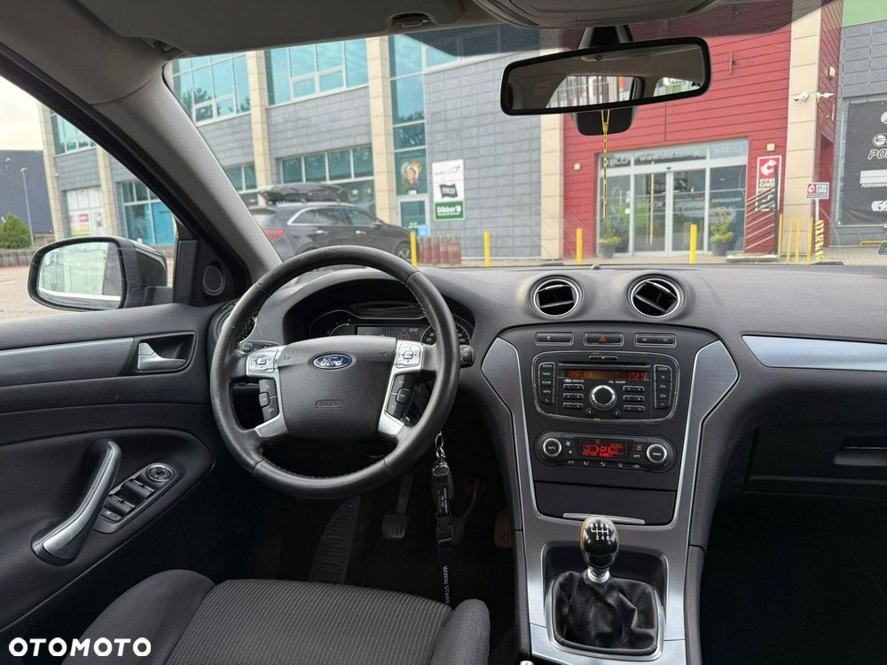 Ford Mondeo - 16