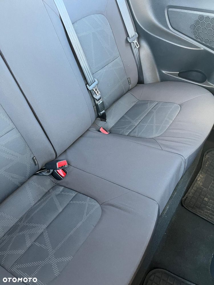 Kia Rio 1.2 Edition 7 - 16