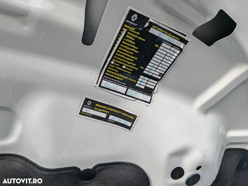 Renault Megane BLUE dCi 115 BUSINESS EDITION - 19