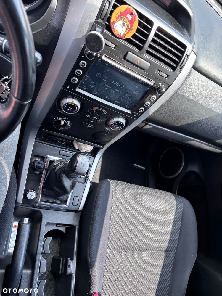 Suzuki Grand Vitara 2.0 Club - 17