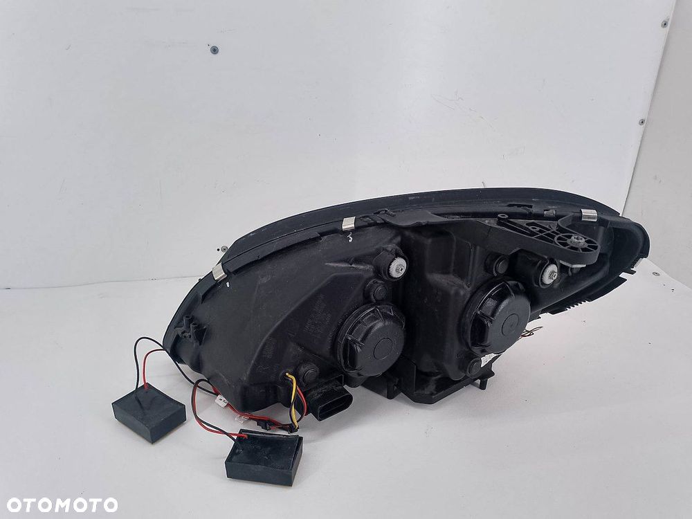 LAMPA PRZÓD PRAWA MERCEDES-BENZ KLASA C W204 2.2 CDI SEDAN - 9