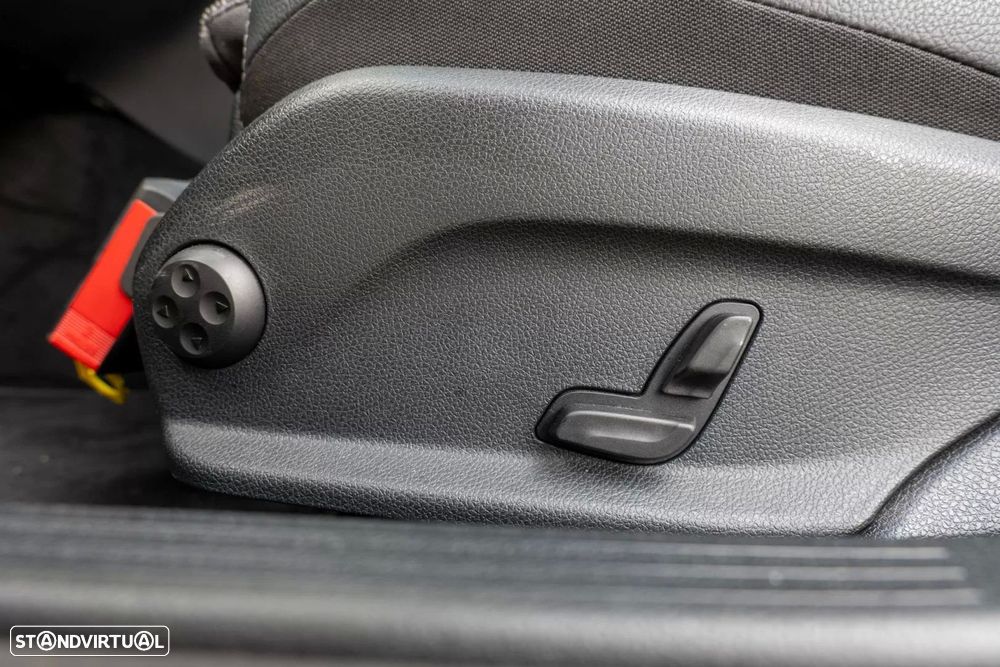 Mercedes-Benz C 300 e 9G-TRONIC Edition Avantgarde - 10