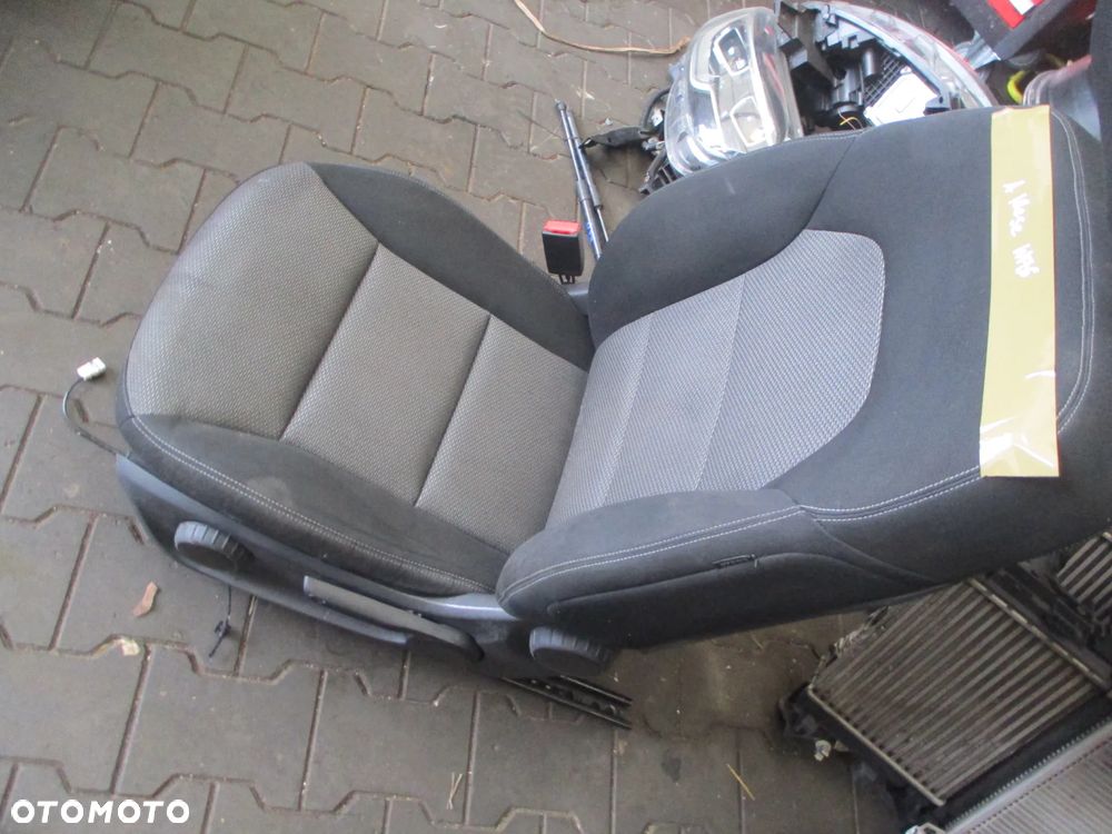MERCEDES A KLASA W176 FOTEL KIEROWCY LEWY PODUSZKA LEWA - 2