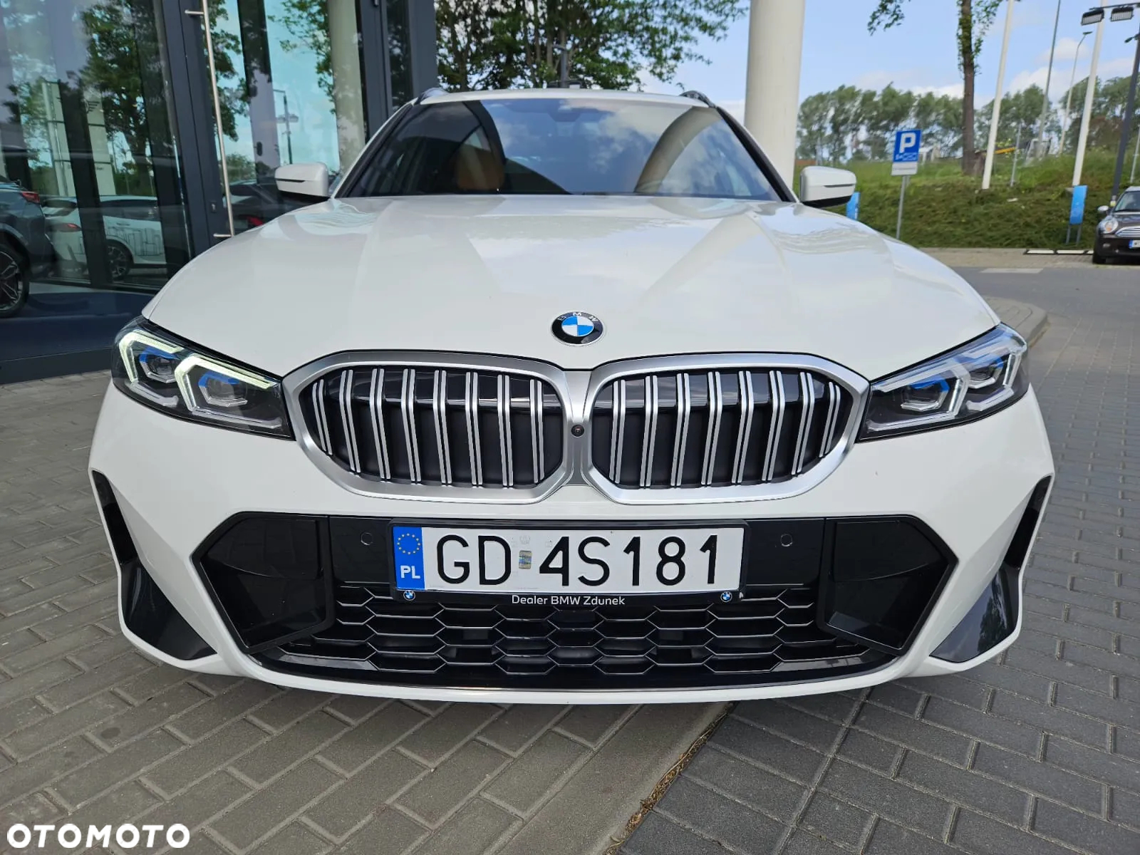 BMW Seria 3 320d Touring - 8