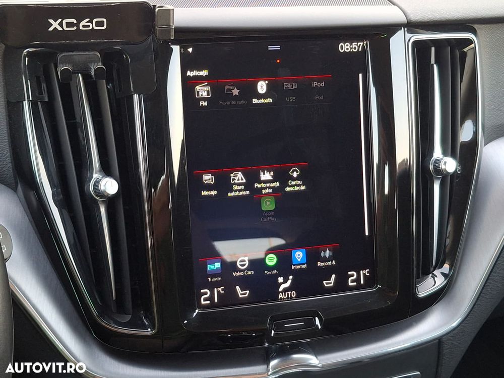 Volvo XC 60 T5 AWD Momentum - 21
