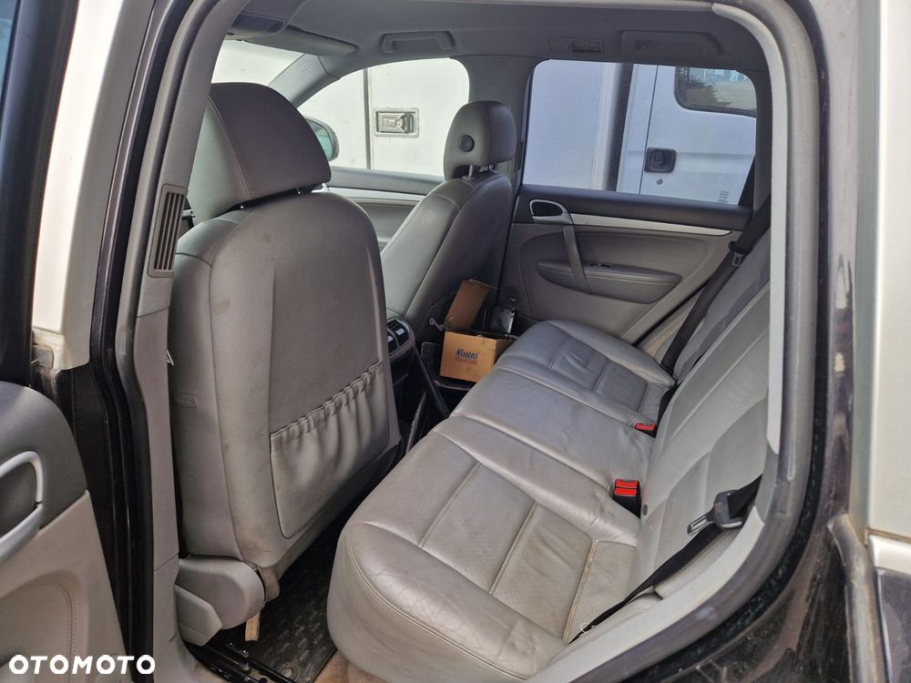 Porsche Cayenne S Tiptronic - 4