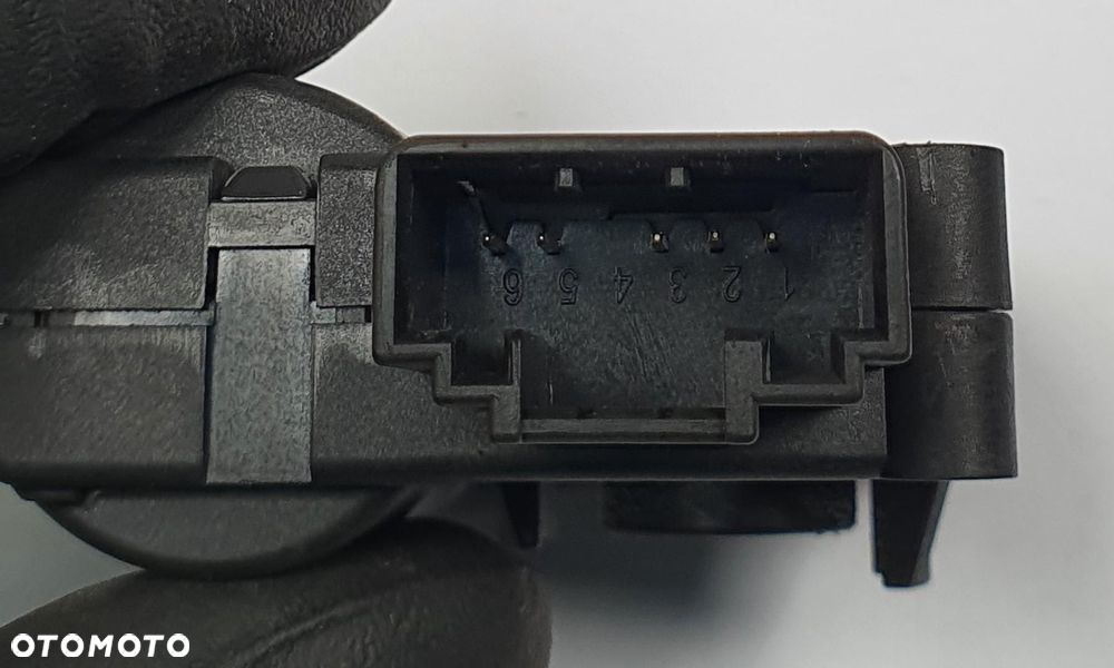 SILNICZEK NAGRZEWNICY AUDI A6 C6 4F0820511A - 3