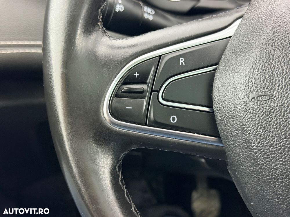 Renault Scenic ENERGY dCi 110 S&S Bose Edition - 26