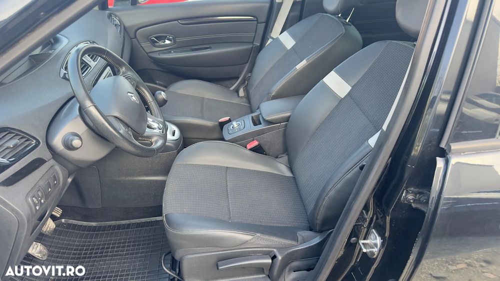 Renault Scenic ENERGY TCe 130 S&S Bose Edition - 9