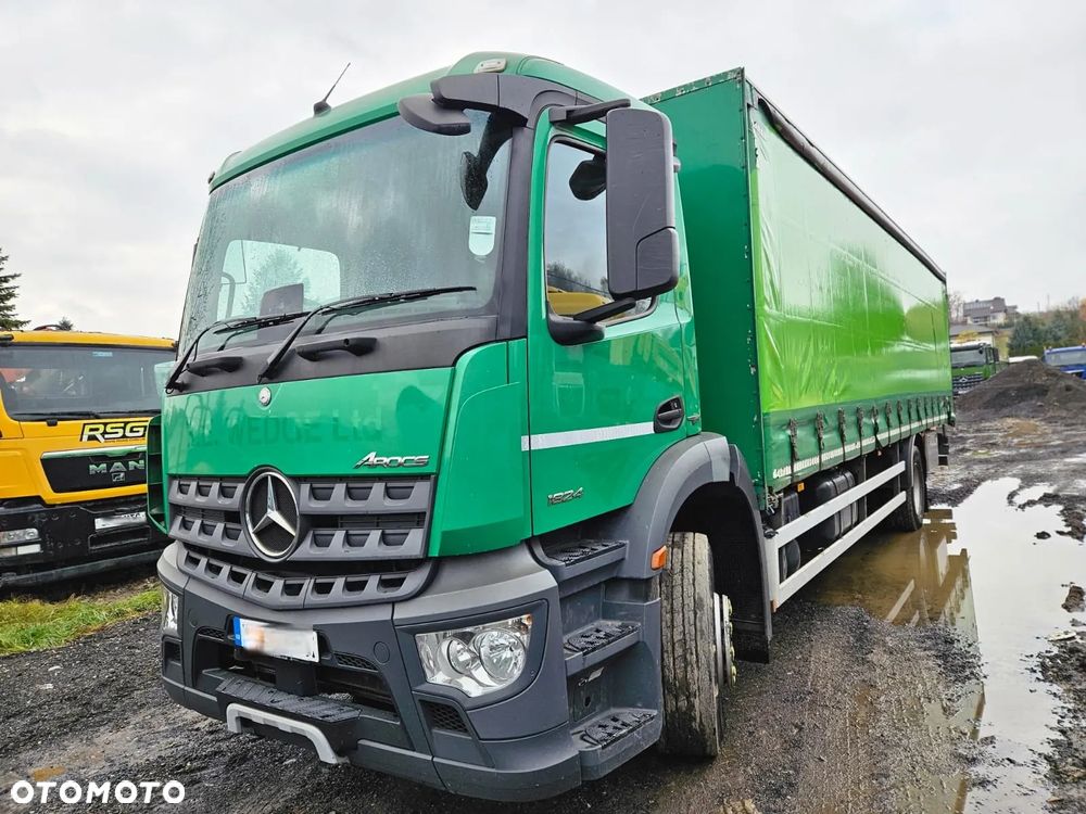 Mercedes-Benz AROCS 1824