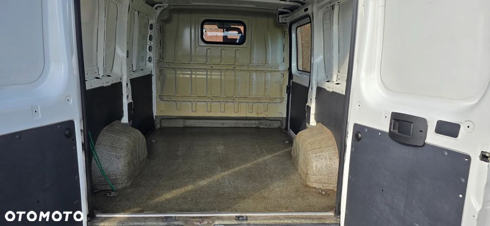 Peugeot BOXER 2,2 HDI - 15