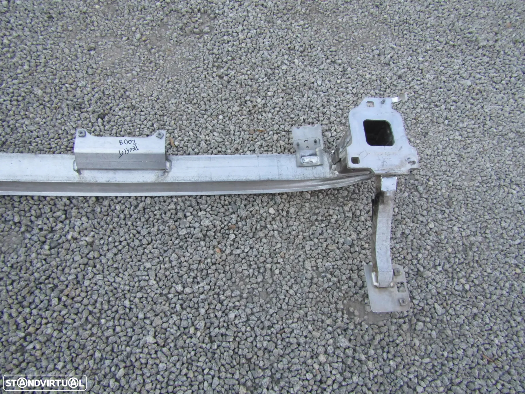 Reforço de para-choques Peugeot 2008 ano 2013 a 2019 original usado - 11