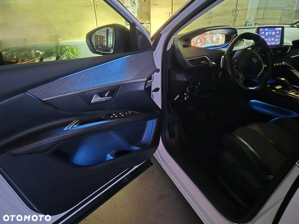 Peugeot 3008 PureTech 130 Stop & Start GPF EAT8 Active Business-Paket - 12