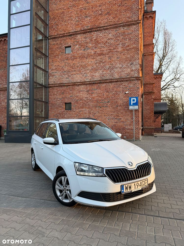 Skoda Fabia 1.0 TSI Ambition Plus - 1