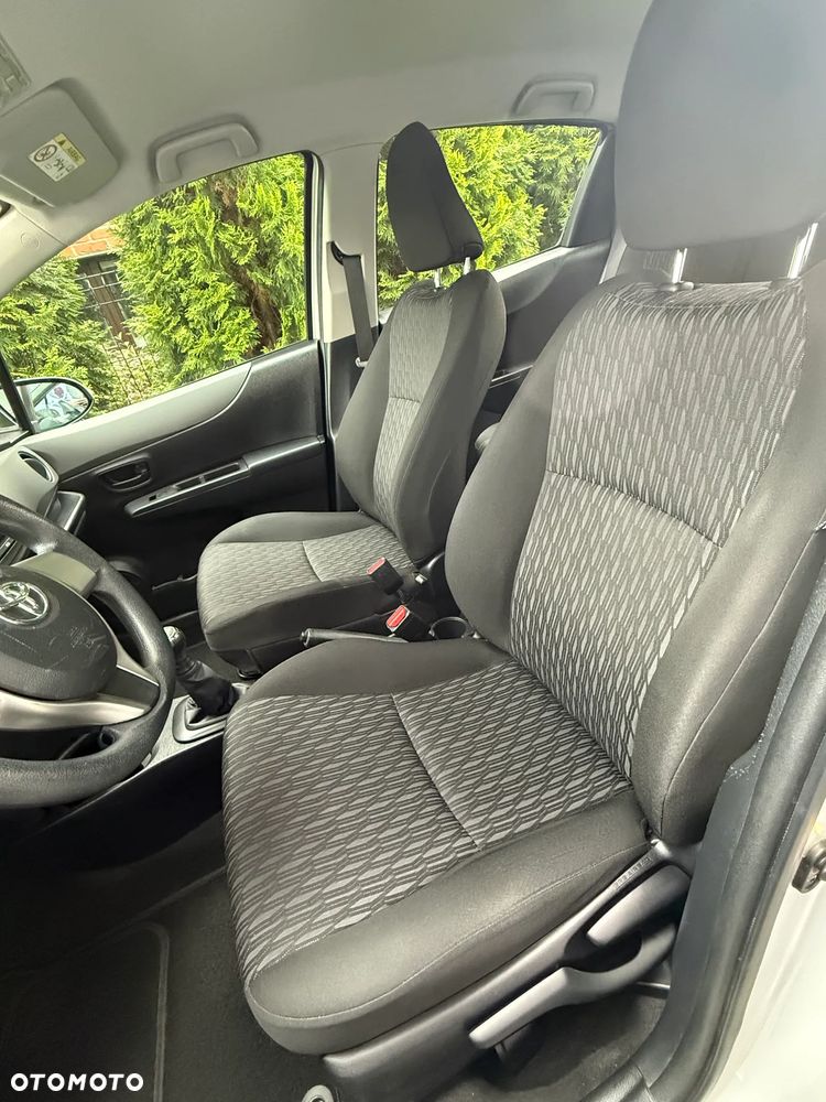 Toyota Yaris 1.0 VVT-i - 13