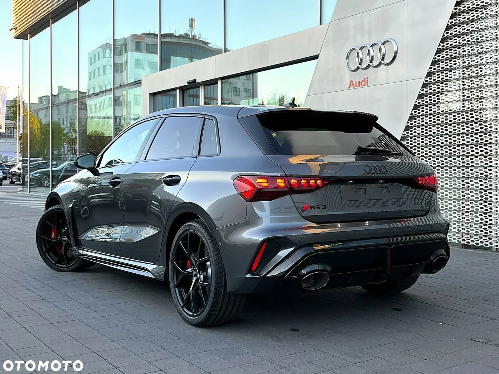 Audi RS3 Sportback TFSI Quattro S tronic - 2