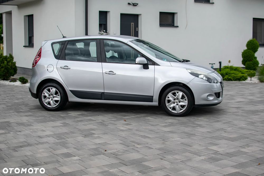 Renault Scenic - 13