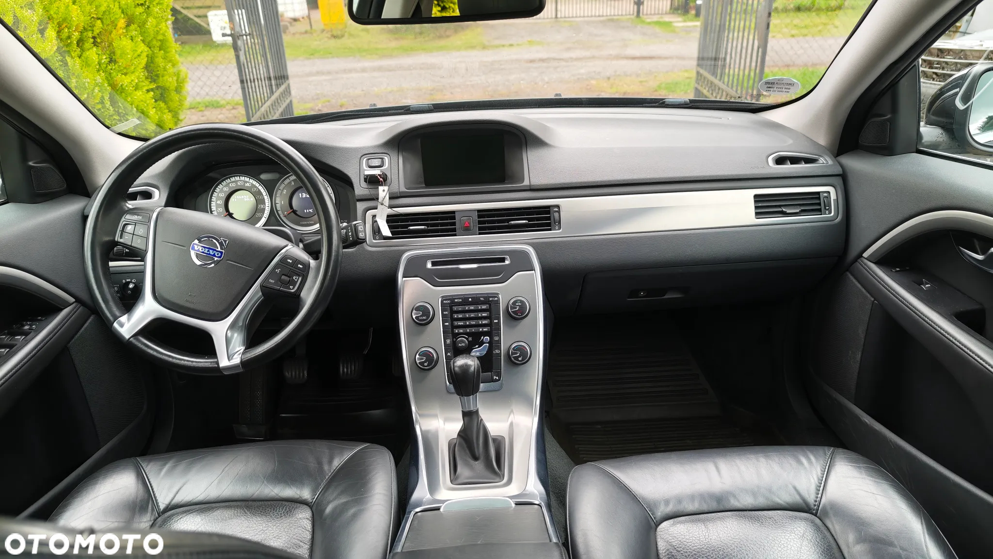 Volvo V70 T5 Momentum - 10